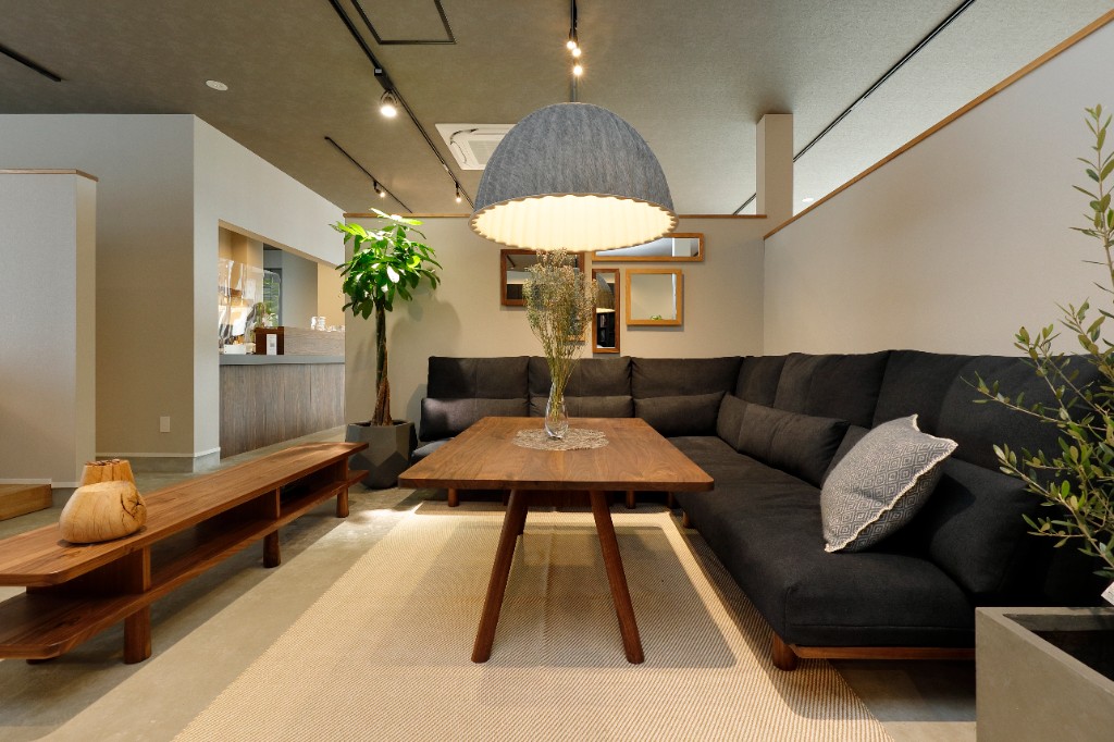 くつろぎのラウンジエリア