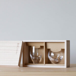 日本酒のグラスの贈り物