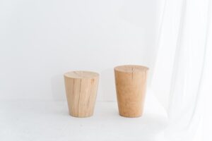 森をそのまま家具にする