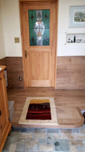 床に1枚の絵画を…。